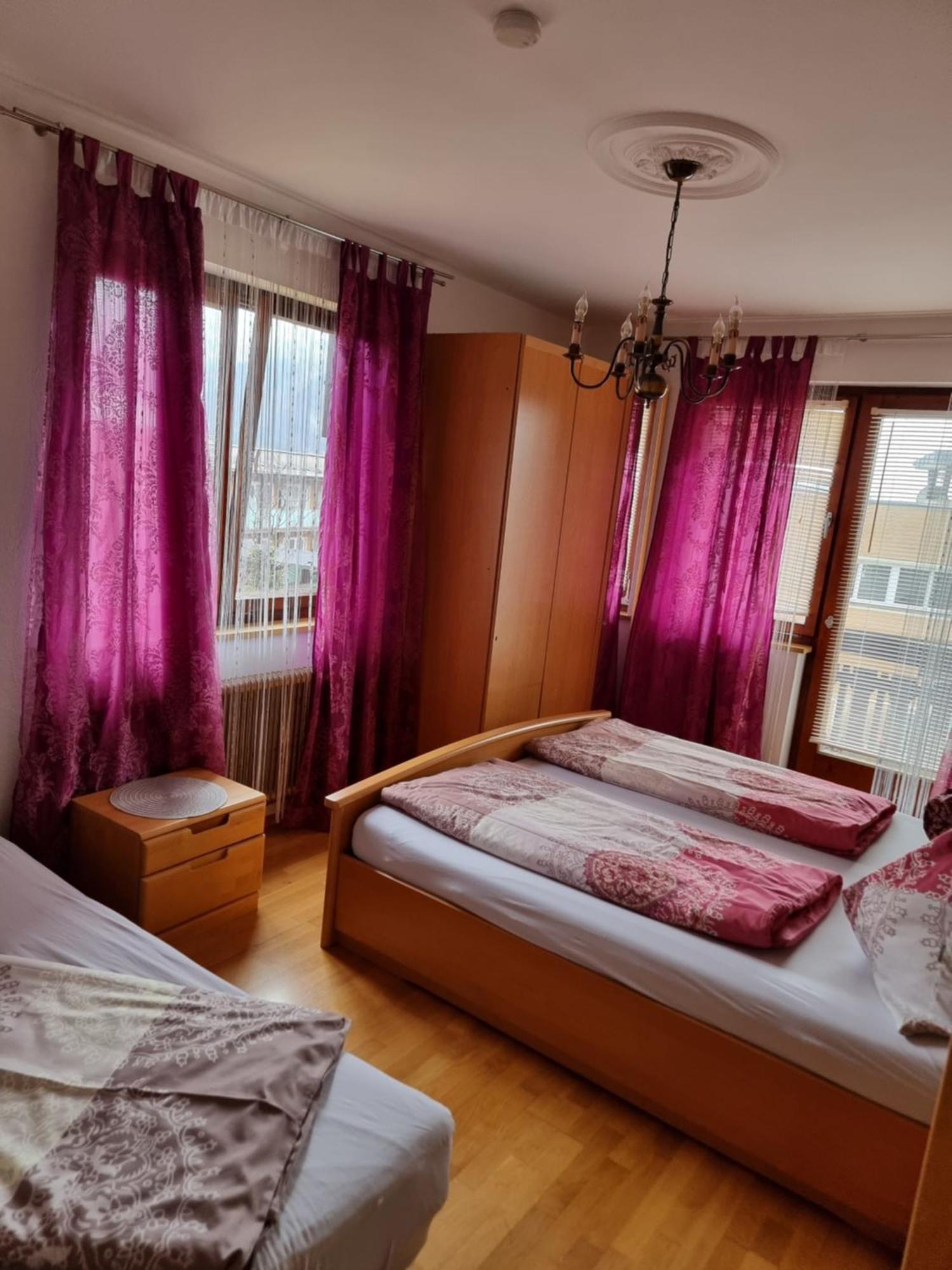 Ferienhaus Burgblick Treffen Oda fotoğraf