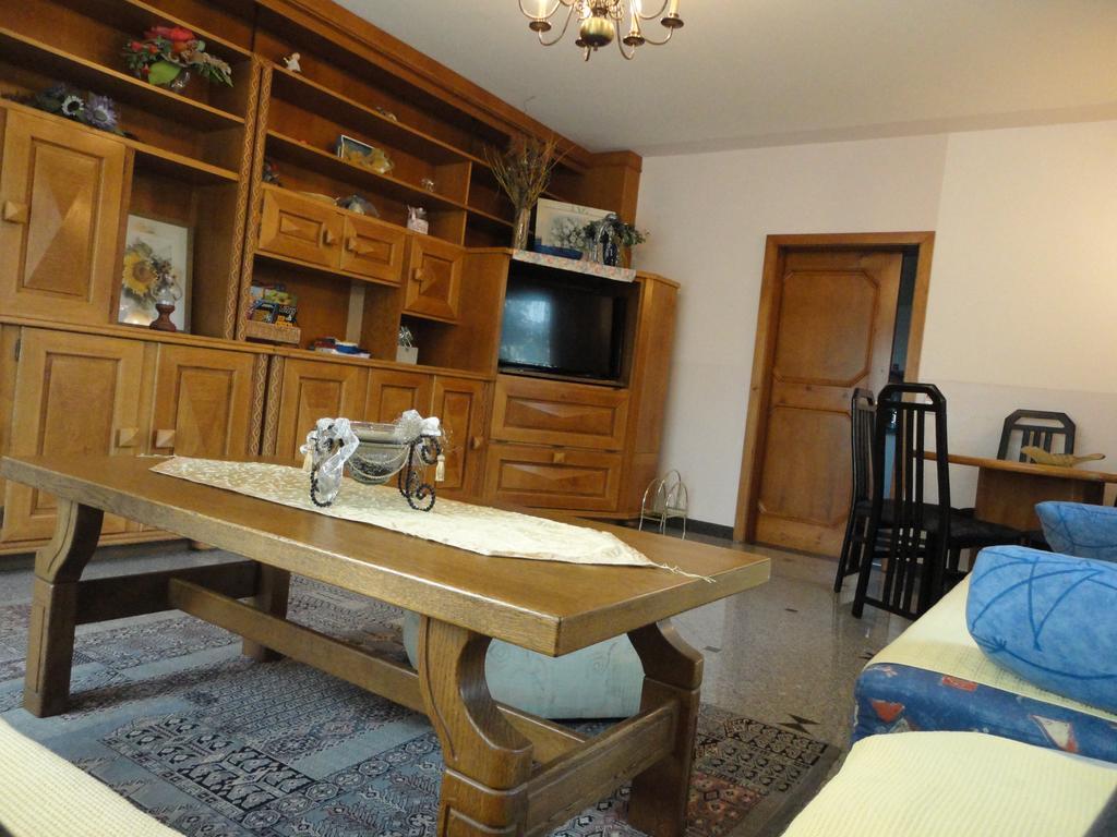 Ferienhaus Burgblick Treffen Dış mekan fotoğraf